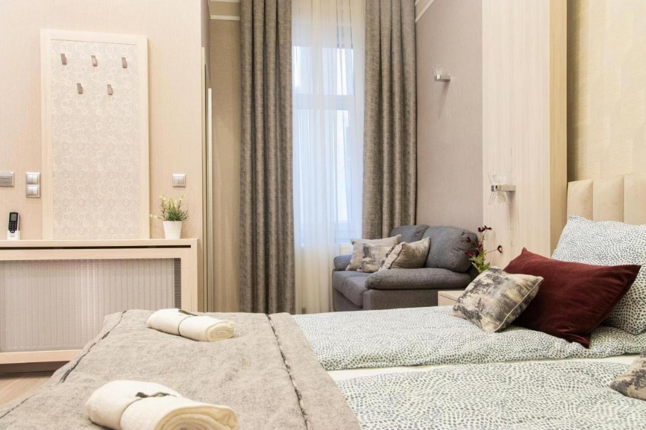 Central Relax Boutique Suites Budapeszt Zewnętrze zdjęcie